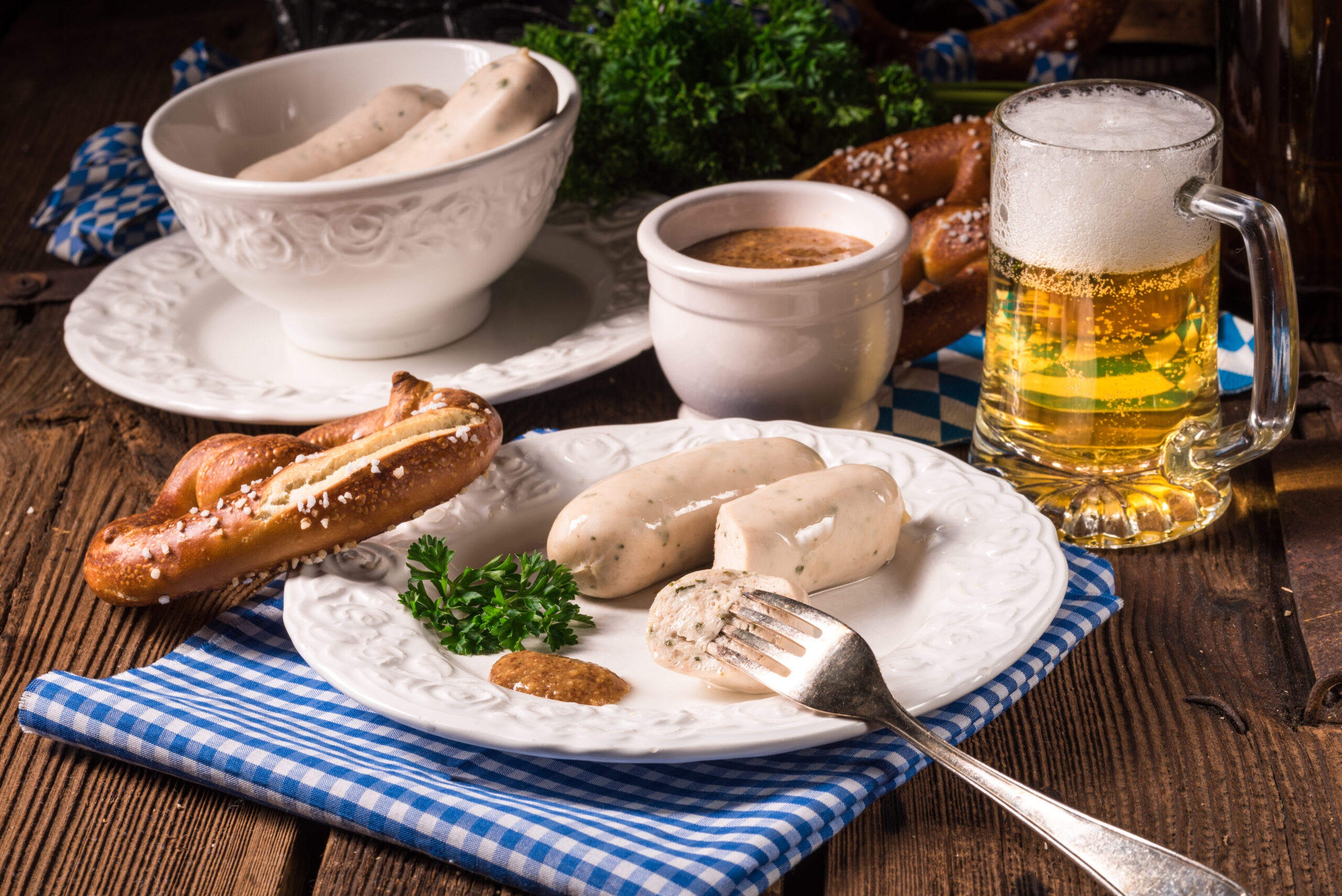 Bavarian sausage with pretzel, sweet mustard and beer